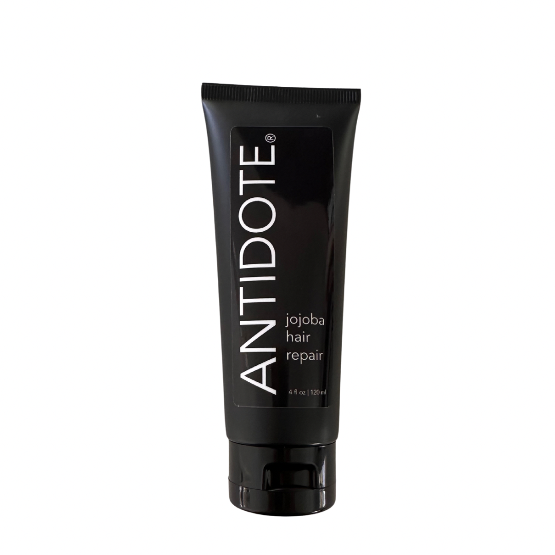 Repairing conditioner for dry, damaged hair with jojoba oil